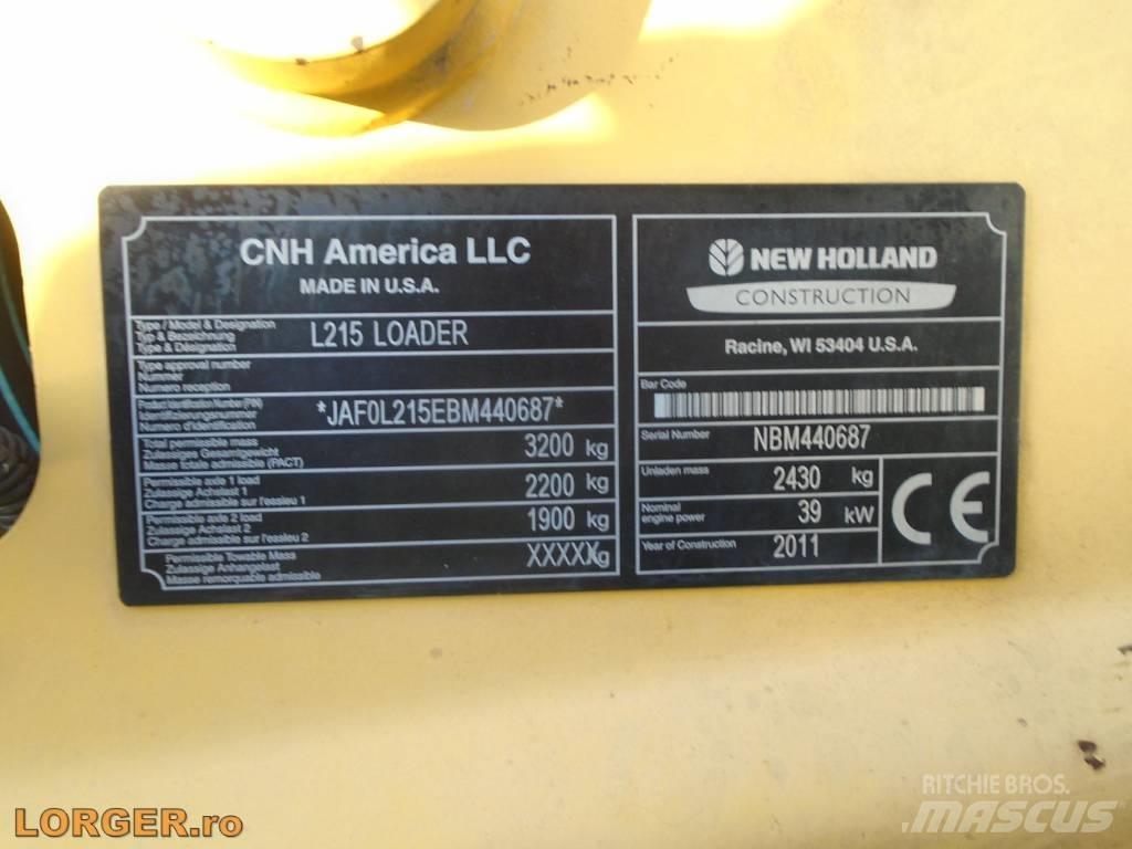 New Holland L 215 Šmykom riadené nakladače