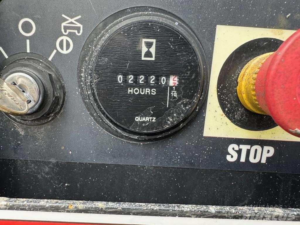 Genie GS 4069 RT Nožnicové zdvíhacie plošiny