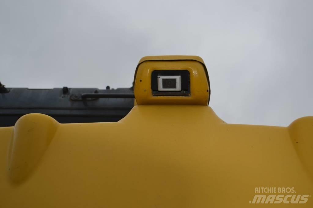 Komatsu PC 138 US-10 Pásové rýpadlá