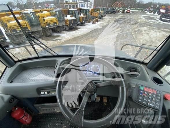 Bell B30E Kĺbové nákladné autá