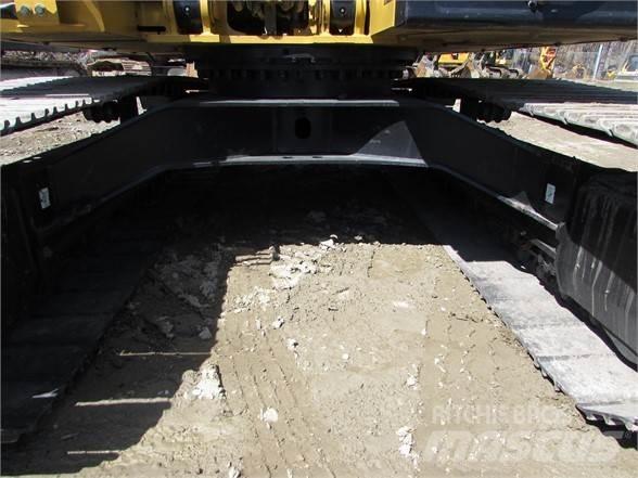 CAT 313F Pásové rýpadlá