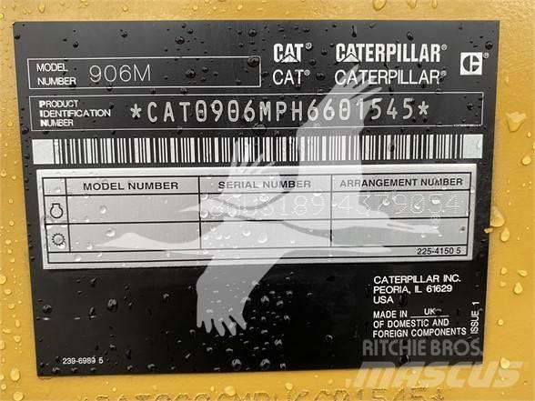 CAT 906M Kolesové nakladače