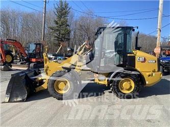 CAT 906M Kolesové nakladače