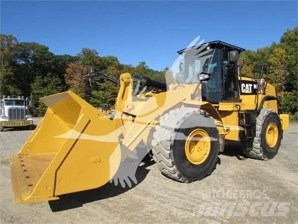 CAT 966K Kolesové nakladače
