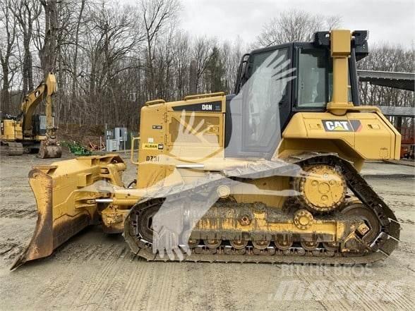 CAT D6N XL Pásové dozéry
