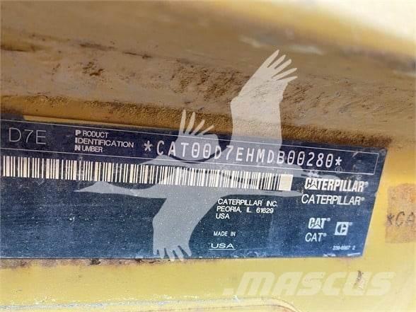 CAT D7E Pásové dozéry