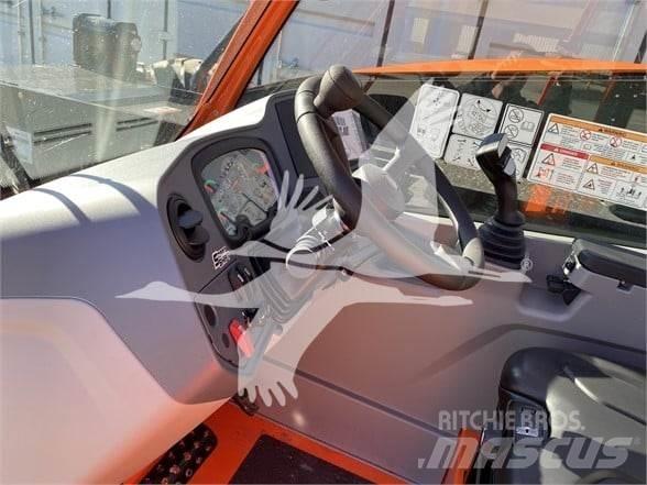 JLG 1255 Teleskopické manipulátory