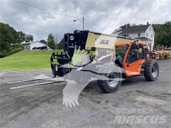 JLG 1255 Teleskopické manipulátory