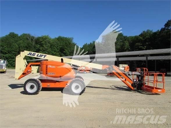 JLG 600AJ Kĺbové plošiny