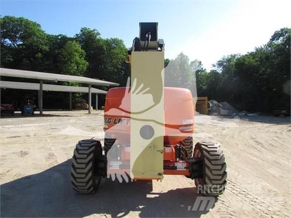 JLG 600AJ Kĺbové plošiny
