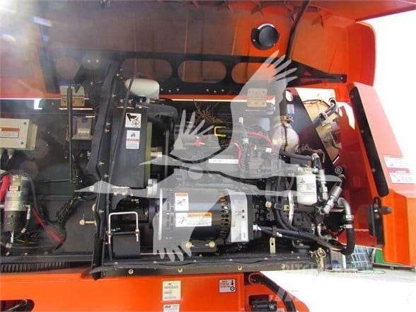 JLG 600S Teleskopické plošiny