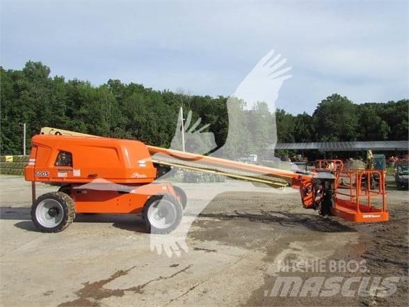 JLG 600S Teleskopické plošiny