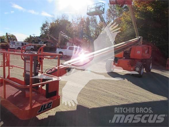 JLG 800S Teleskopické plošiny