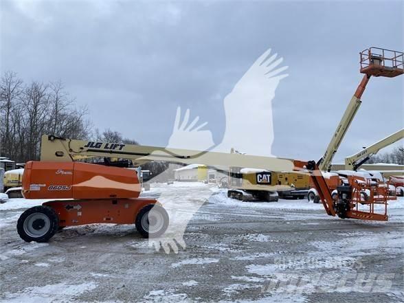 JLG 860SJ Teleskopické plošiny
