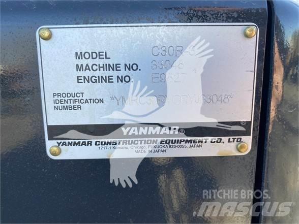 Yanmar C30R-3 Pásové sklápače