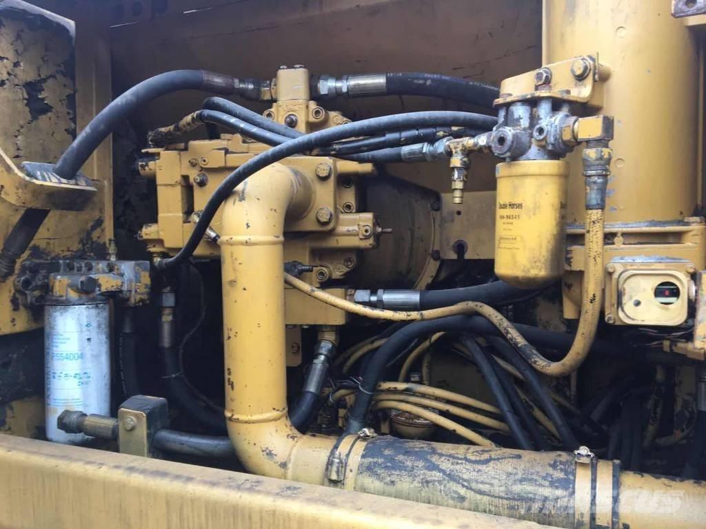 CAT 325B Pásové rýpadlá