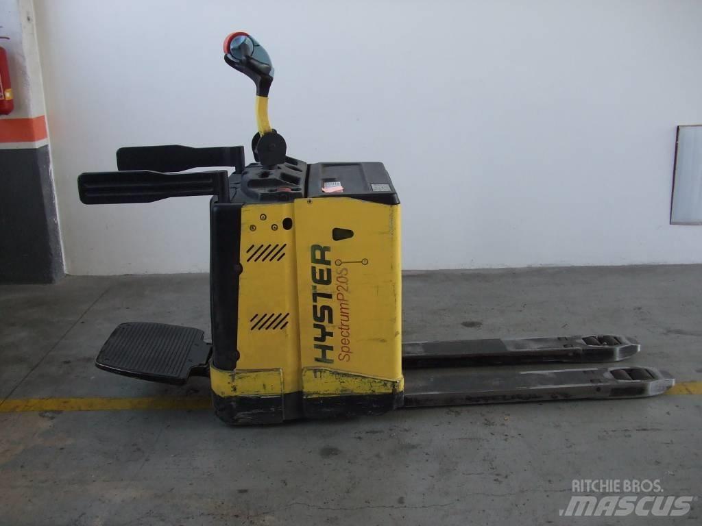 Hyster P2.0S Nízkozdvižný vozík s plošinou