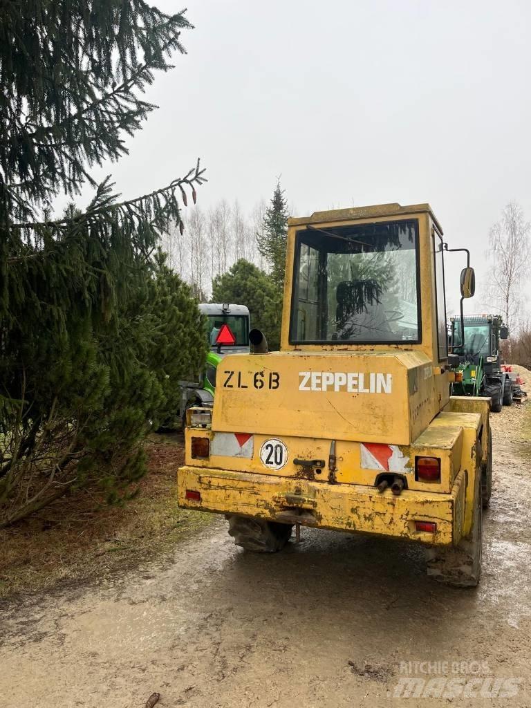 Schaeff SKL 831 Kolesové nakladače