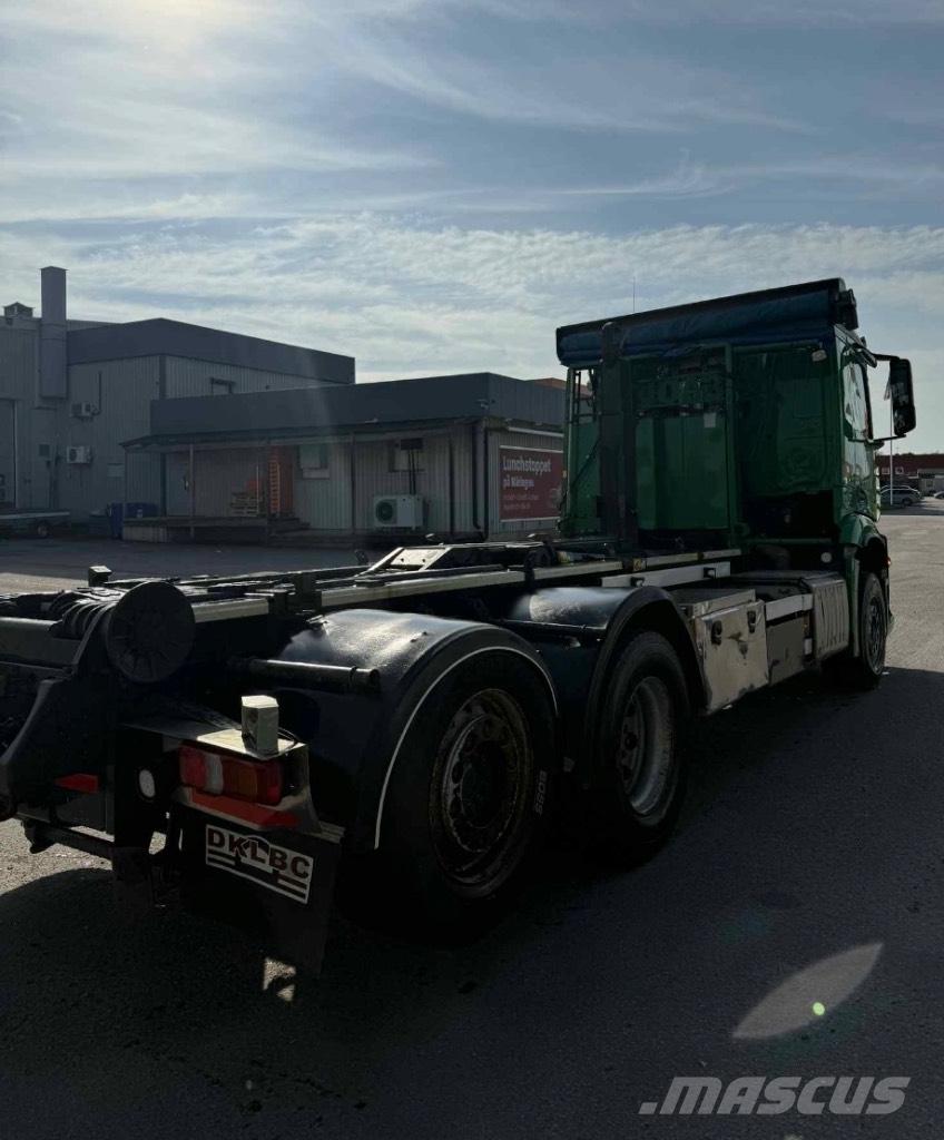 Mercedes-Benz Actros Hákový nosič kontajnerov