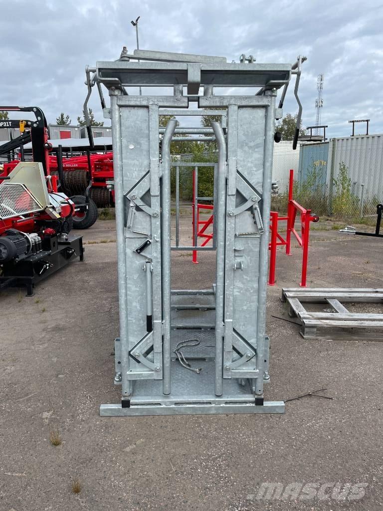 Bala Behandlingsbås Ďalšie stroje a zariadenia pre živočíšnu výrobu