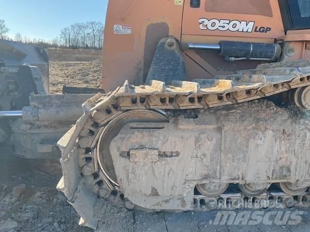 CASE 2050 M LGP Pásové dozéry