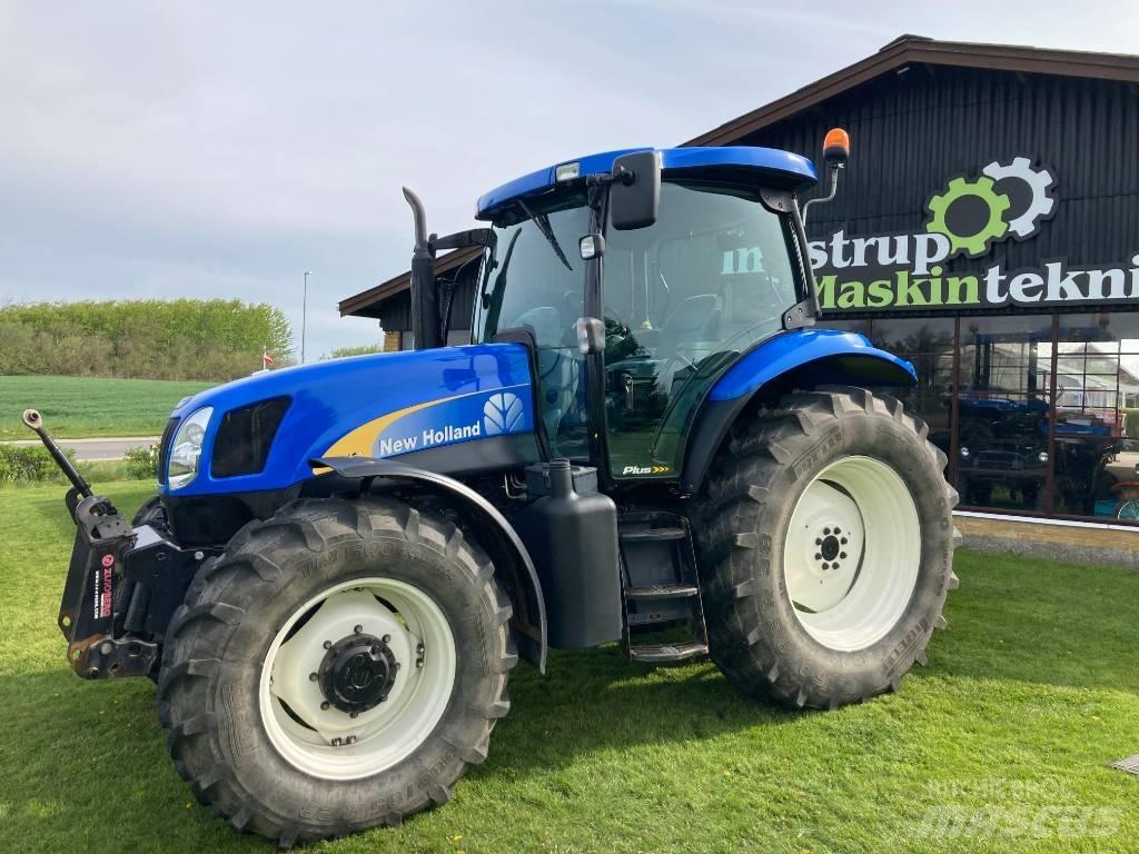 New Holland TS 115 A Traktory