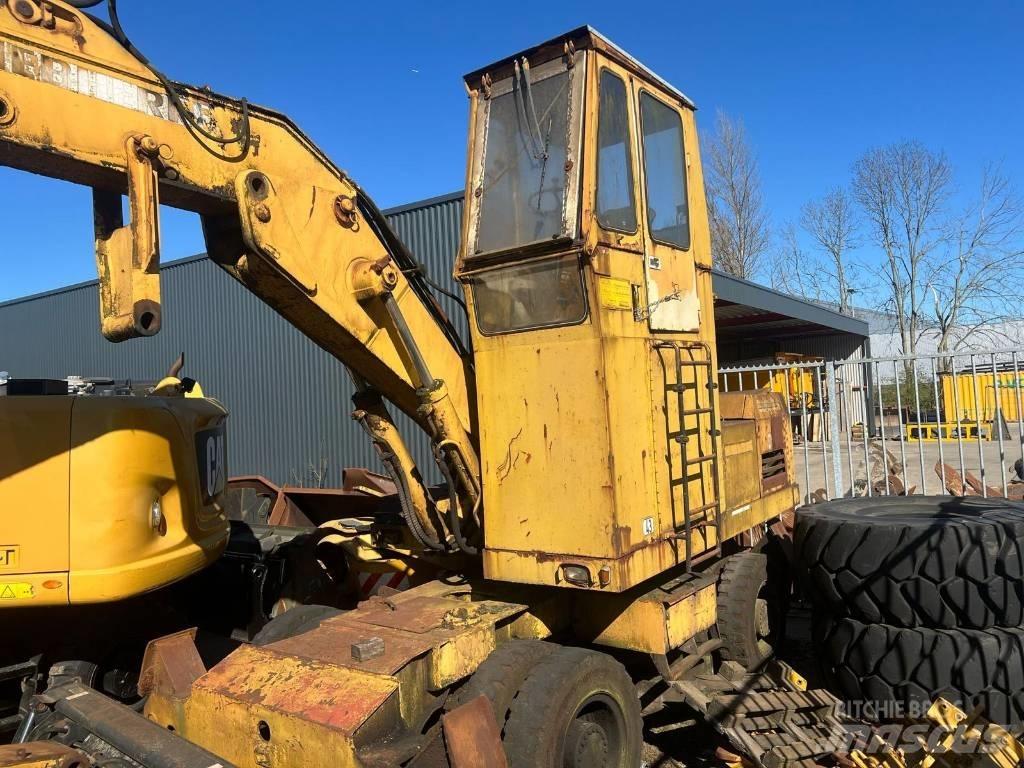 Liebherr 7951 Kolesové rýpadlá