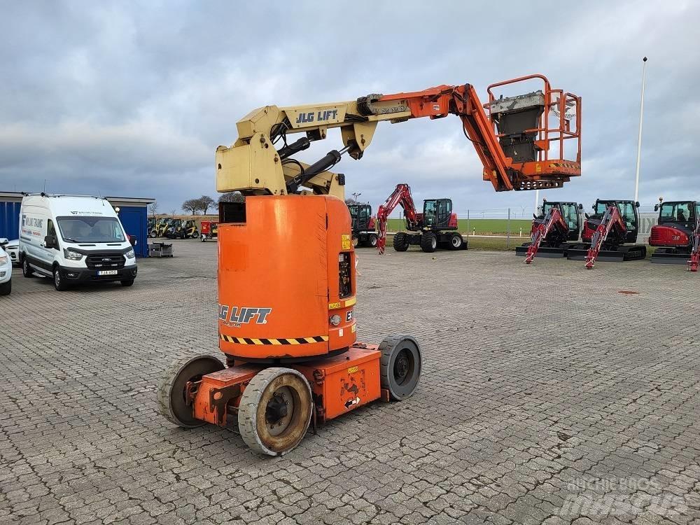 JLG E 300 AJP Kĺbové plošiny