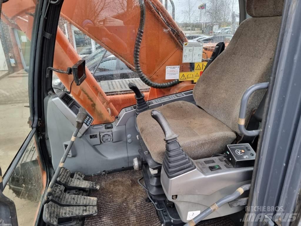 Doosan DX 225 LC Pásové rýpadlá