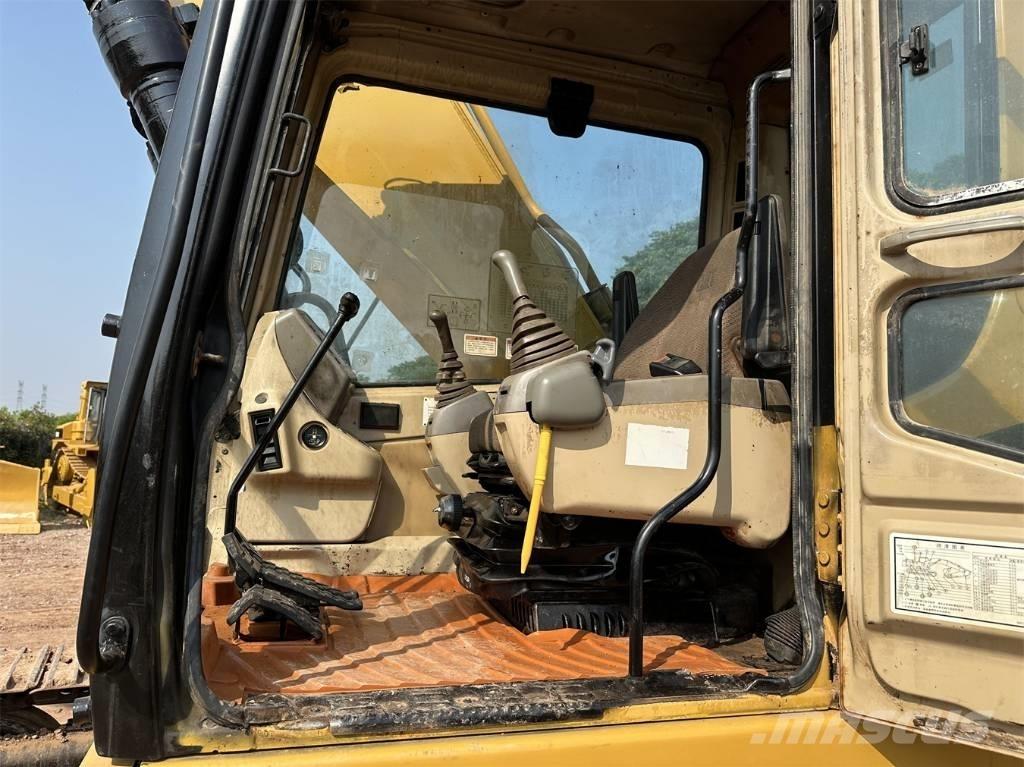 CAT 330BL Pásové rýpadlá