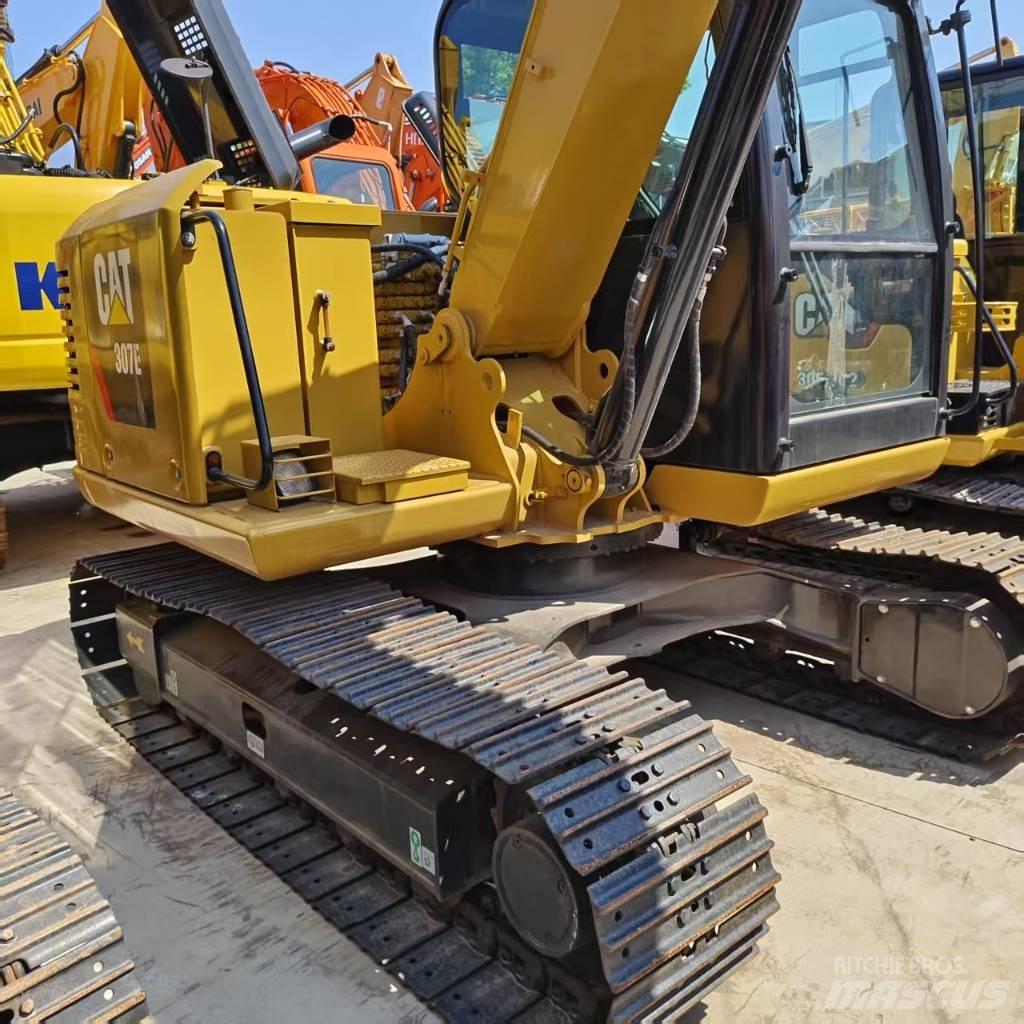 CAT 307 E Pásové rýpadlá