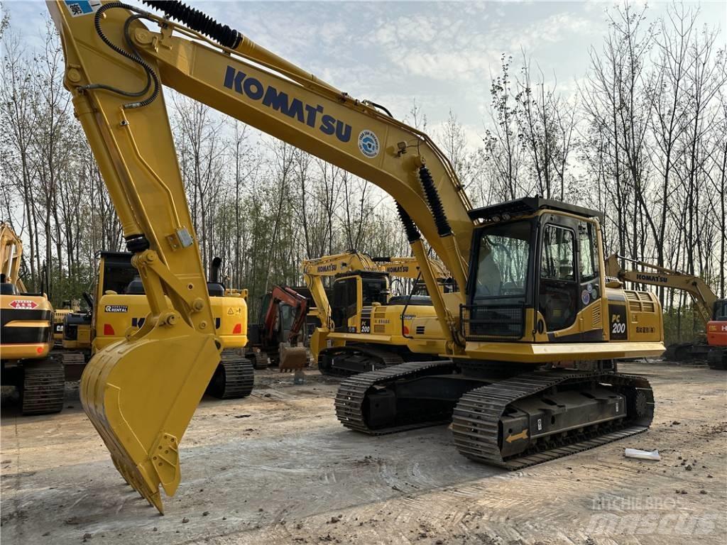 Komatsu PC200-8 Pásové rýpadlá