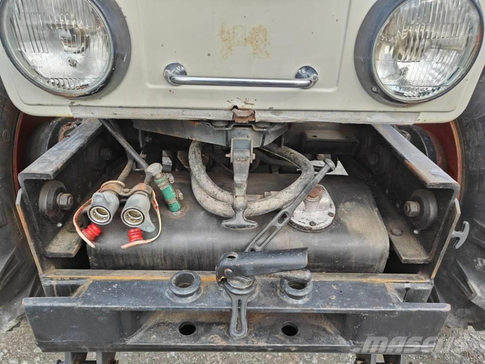 MB Trac 65/70 - VIDEO Traktory