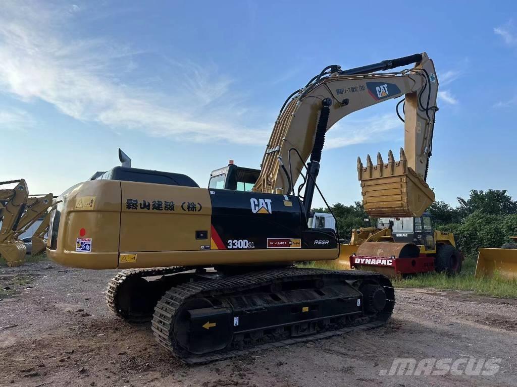 CAT 330D Pásové rýpadlá