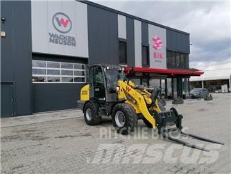 Wacker Neuson WL 70 Kolesové nakladače