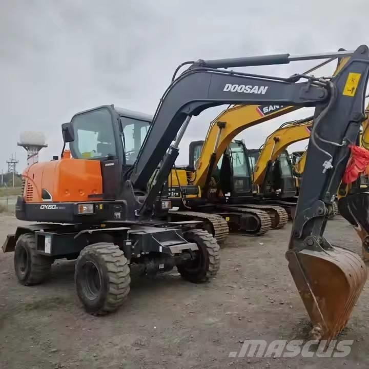 Doosan DX 60W Kolesové rýpadlá
