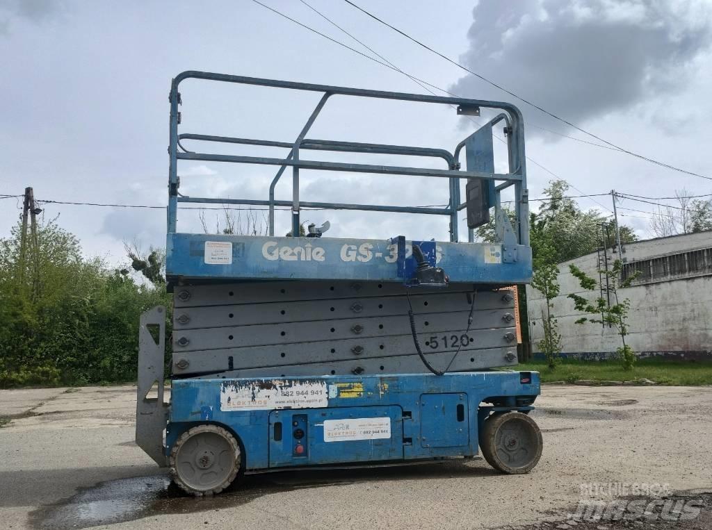 Genie GS 3246 Nožnicové zdvíhacie plošiny