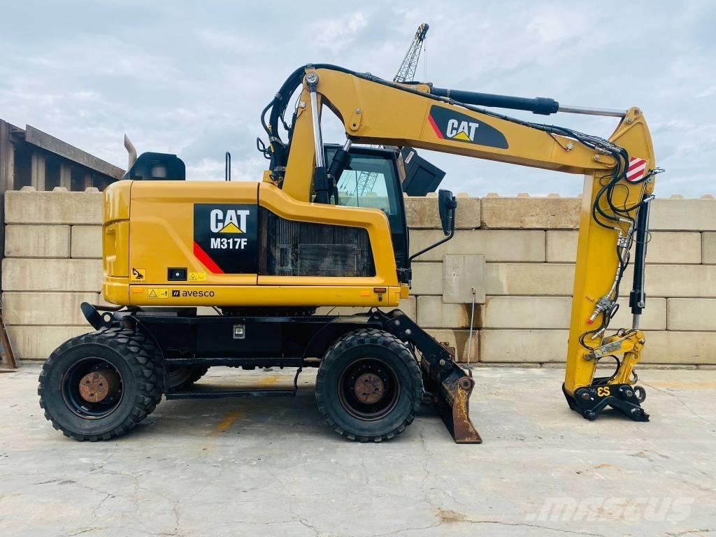 CAT m317f Kolesové rýpadlá