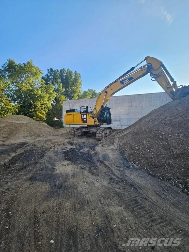 CAT 352 F Pásové rýpadlá
