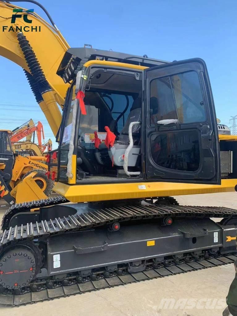 Komatsu PC 210 Mini rýpadlá < 7t