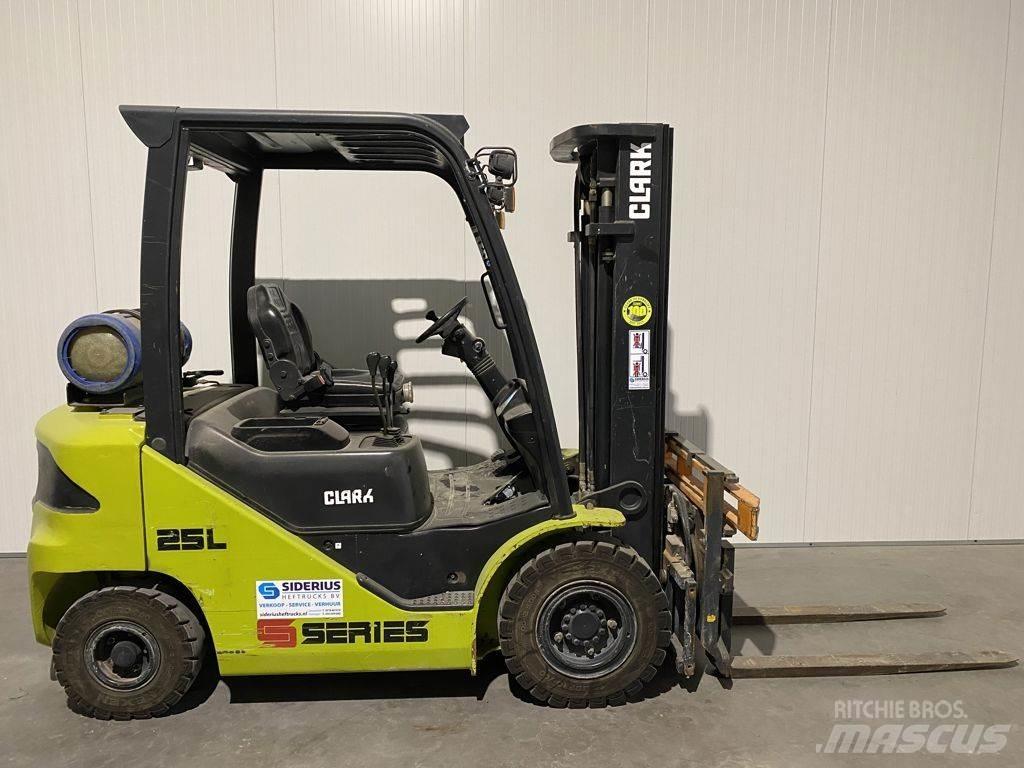Clark S25L LPG vozíky