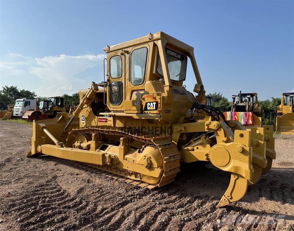 CAT D7G Pásové dozéry