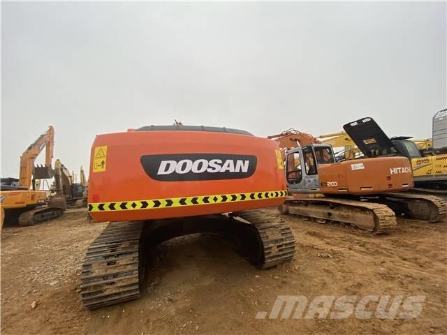 Doosan DH220LC-7 Pásové rýpadlá