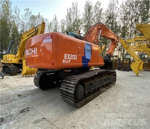 Hitachi EX 200-3 Pásové rýpadlá