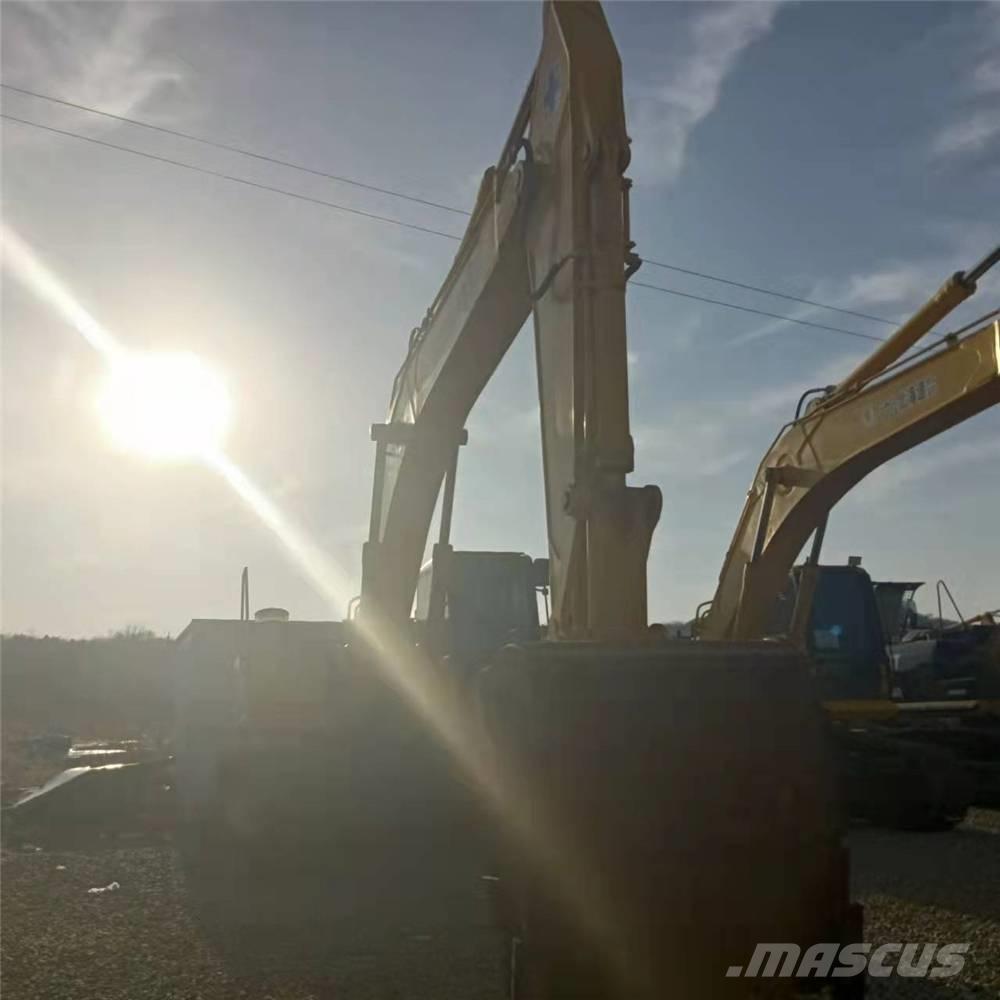 Komatsu PC360-7 Pásové rýpadlá