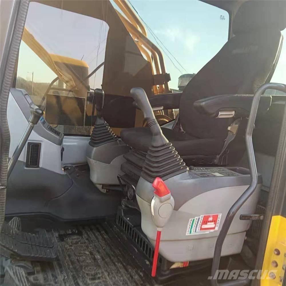 Komatsu PC360-7 Pásové rýpadlá