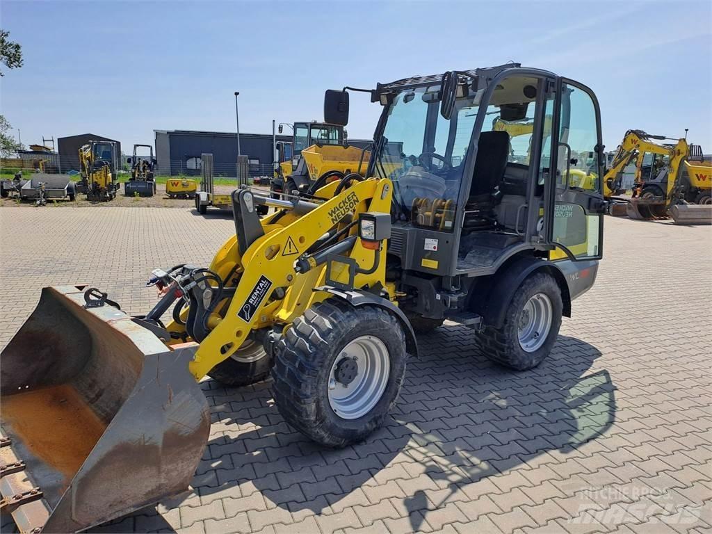 Wacker Neuson WL38 Kolesové nakladače