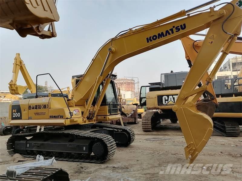 Komatsu pc200-8 Pásové rýpadlá
