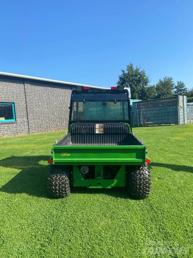 John Deere TH 6x4 Terénne vozidlá