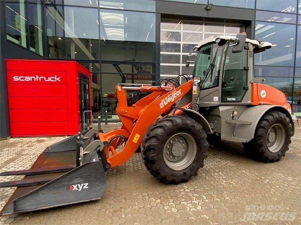 Weycor AR550 HS Viacúčelové nakladače